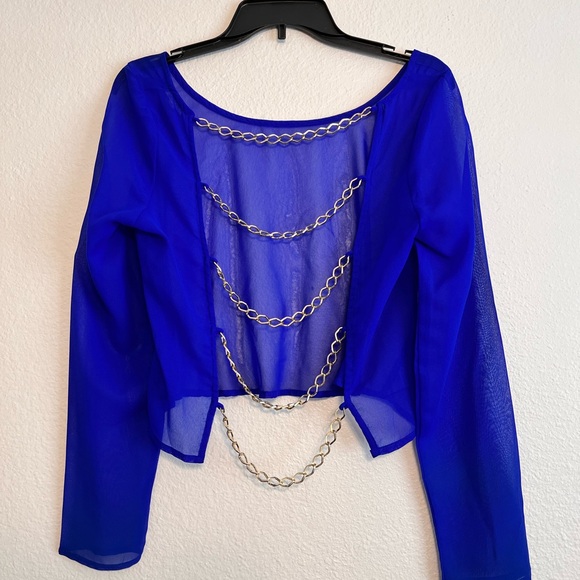 Charlotte Russe sheet electric blue top with gold chain link details - Picture 5 of 10